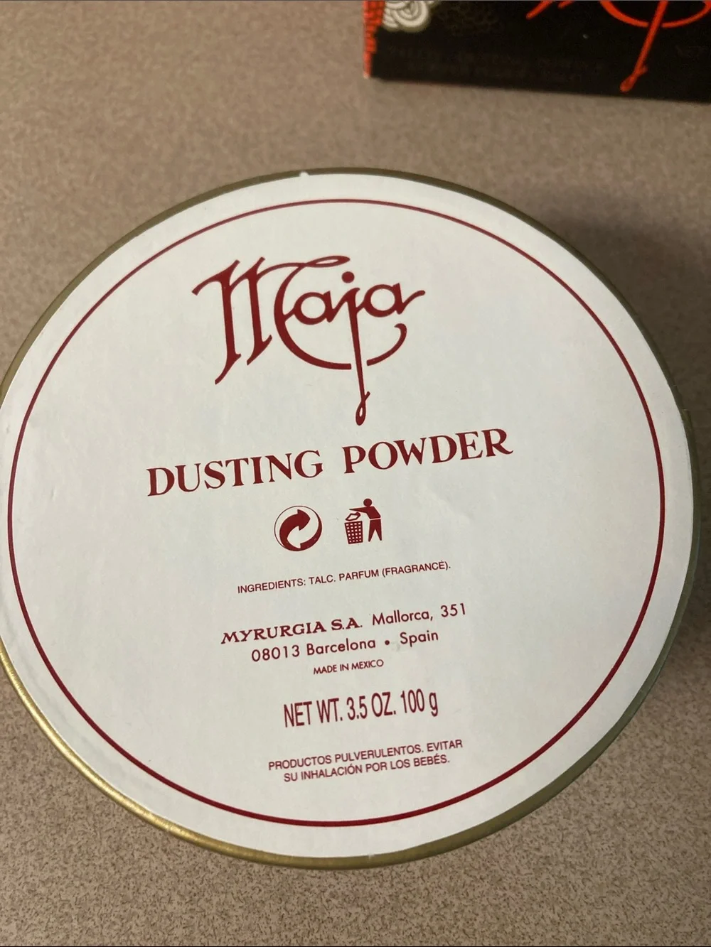 Myrurgia mana perfumes dusting powder 3.5 oz